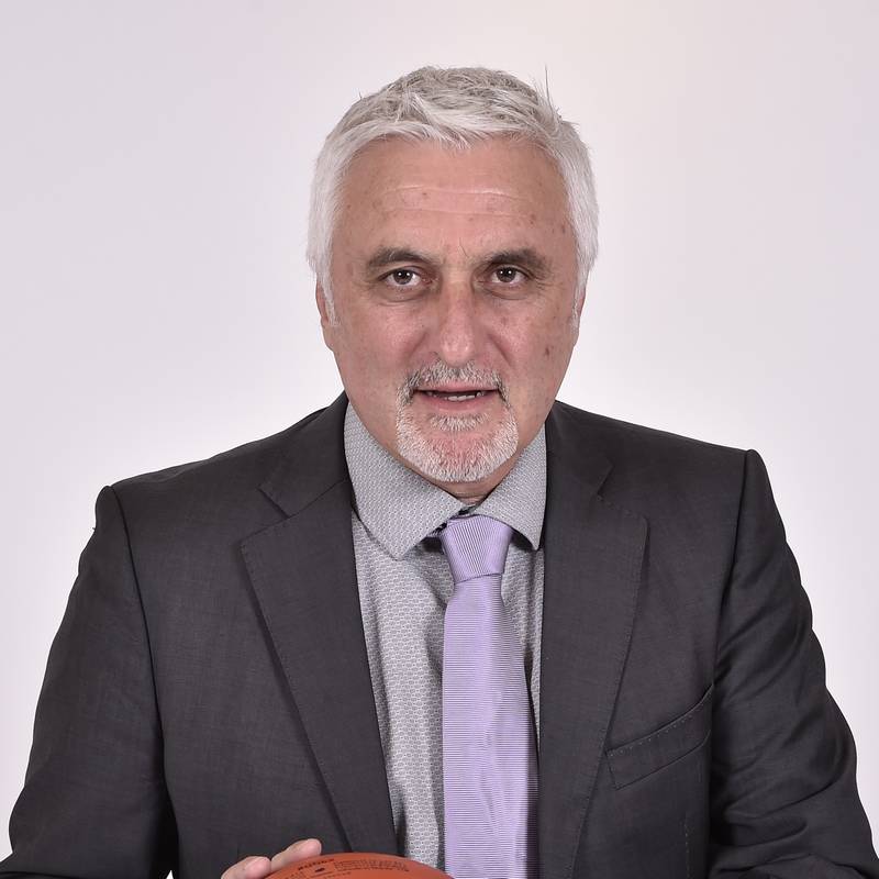François Gomez François Gomez, entraîneur du TGB