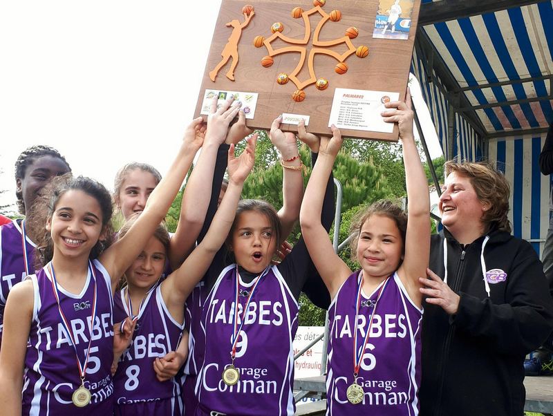 tournoi 1er mai Moissac U11 TGB Championne