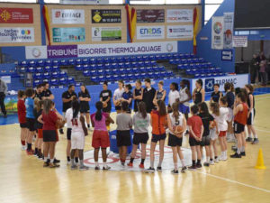 Briefing d'ouverture lors de la journée de detection au club de basket de Tarbes TGB