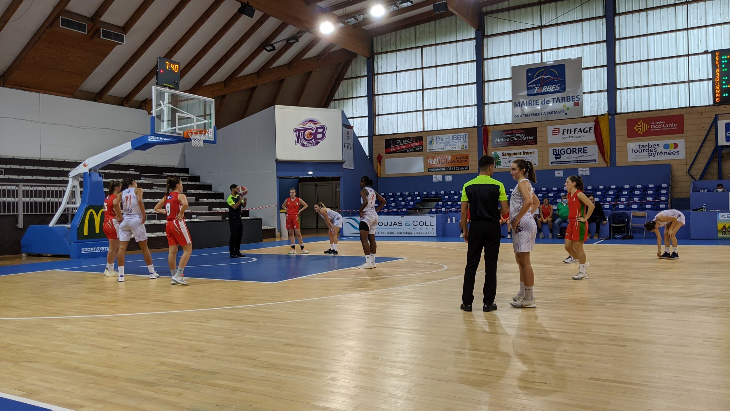 U18